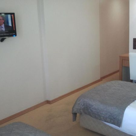 Hotel Kocaman İzmir Szoba fotó