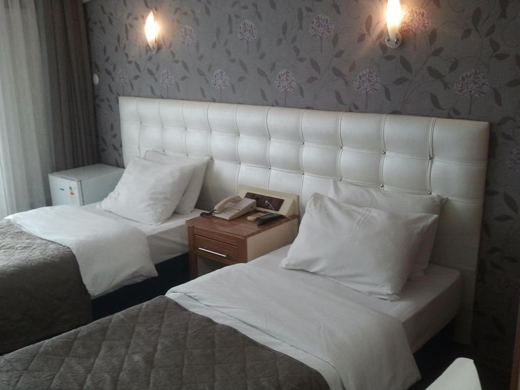 Hotel Kocaman İzmir Szoba fotó