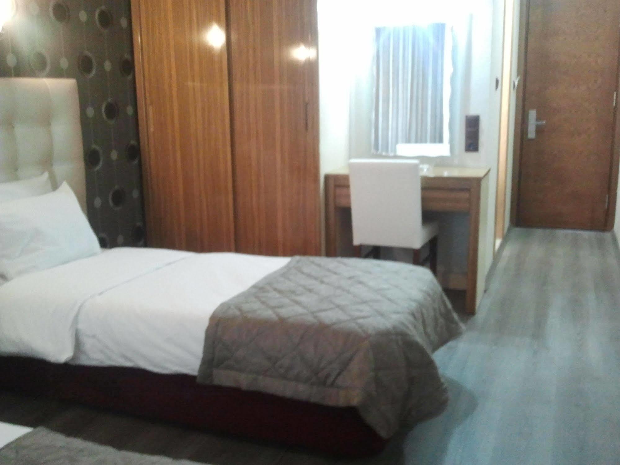 Hotel Kocaman İzmir Kültér fotó